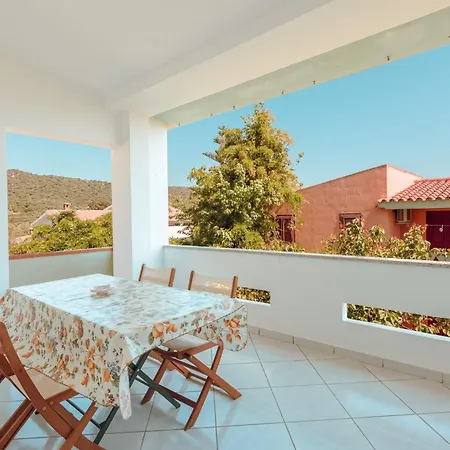 Antonia, 300 Metres From The Sea *